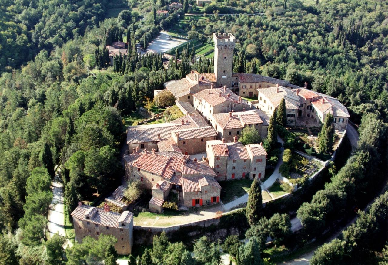 Castello Di Gargonza Hotel Монте Сан Савино Екстериор снимка